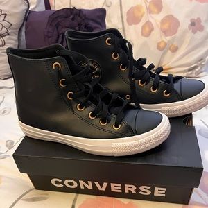 Convertirse high top sneakers